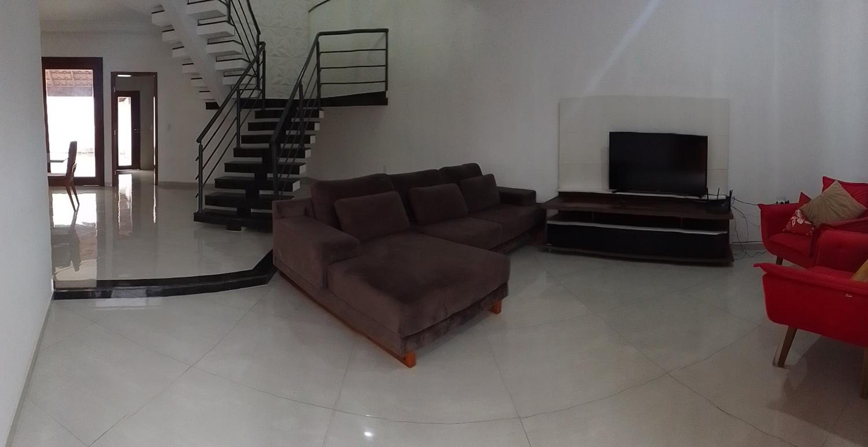 Casa próxima ao Santuário de Aparecida