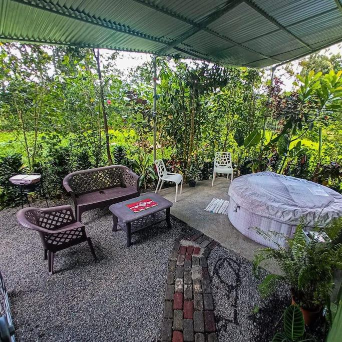 Natural house with jacuzzi Private