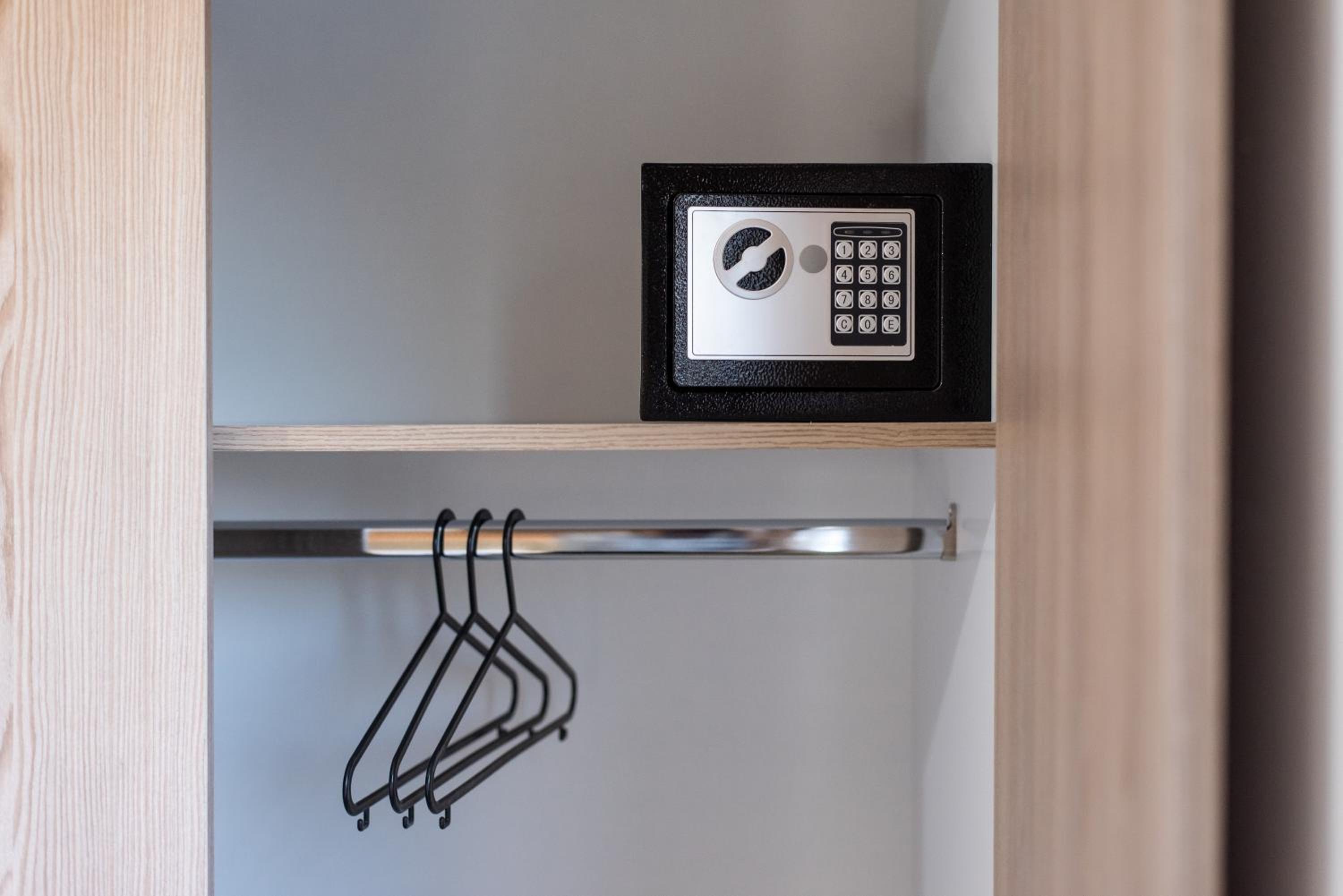 Etheria Apartment