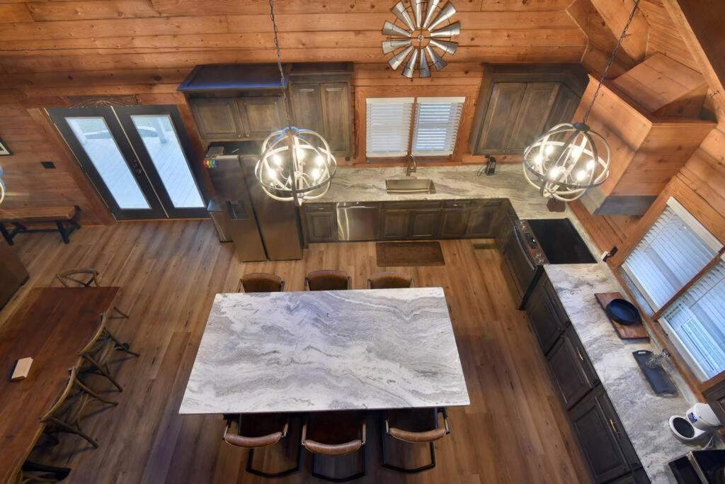 Peaceful Secluded Getaway Cabin