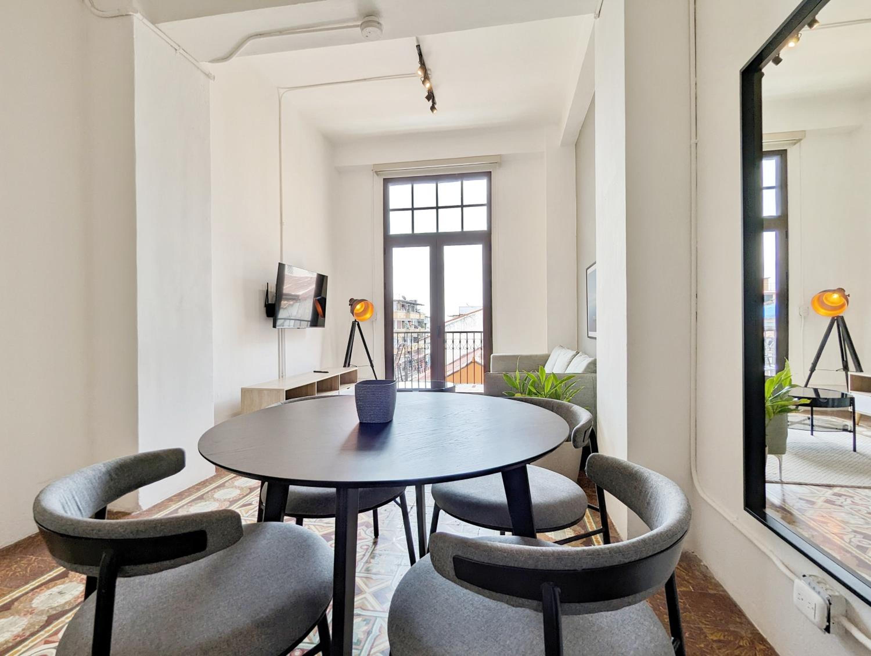 Lush 2BR in Casco Viejo view 5