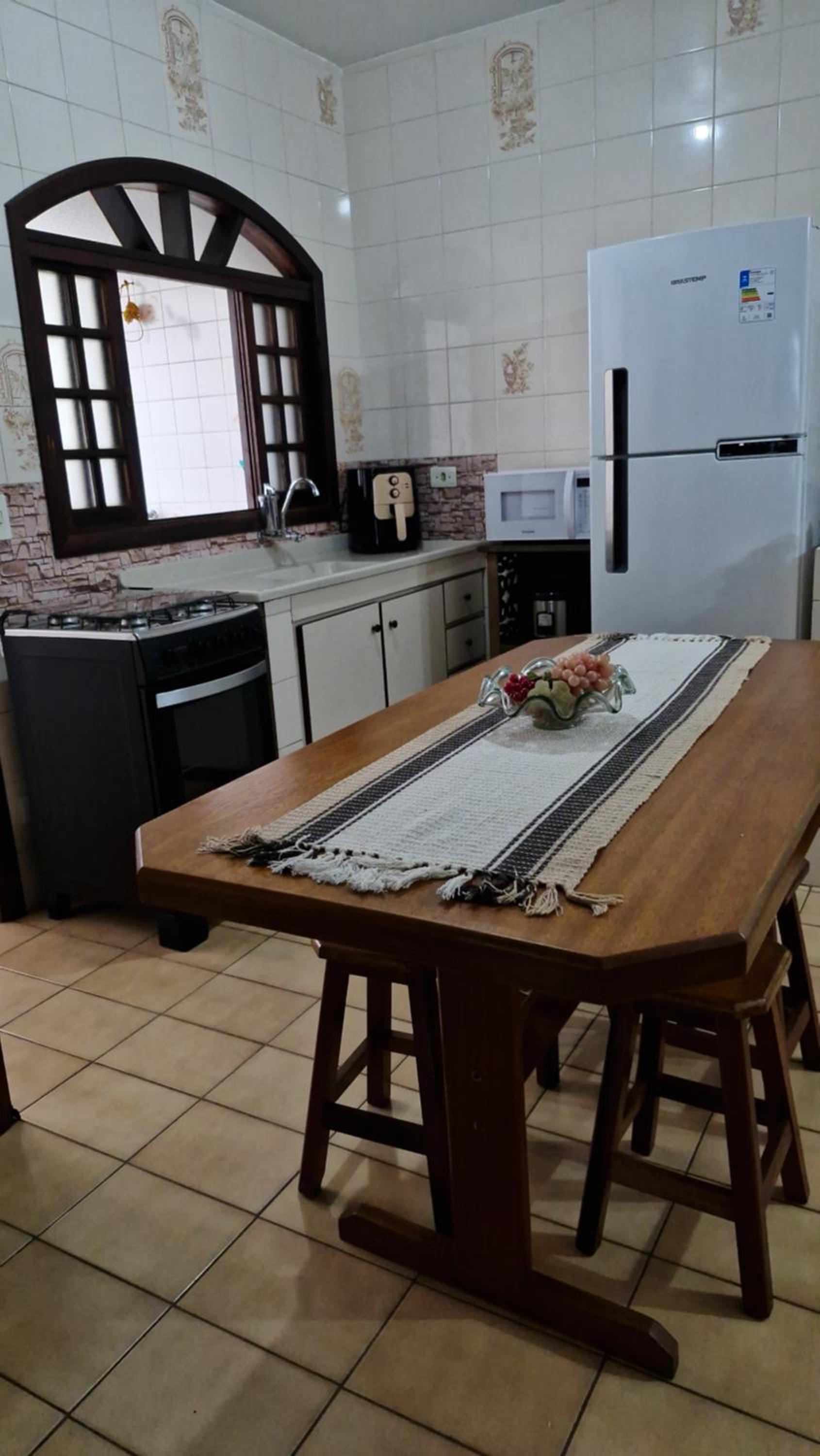 Apto Aconchegante com Wi-Fi a 300m da Praia Perequê Açu