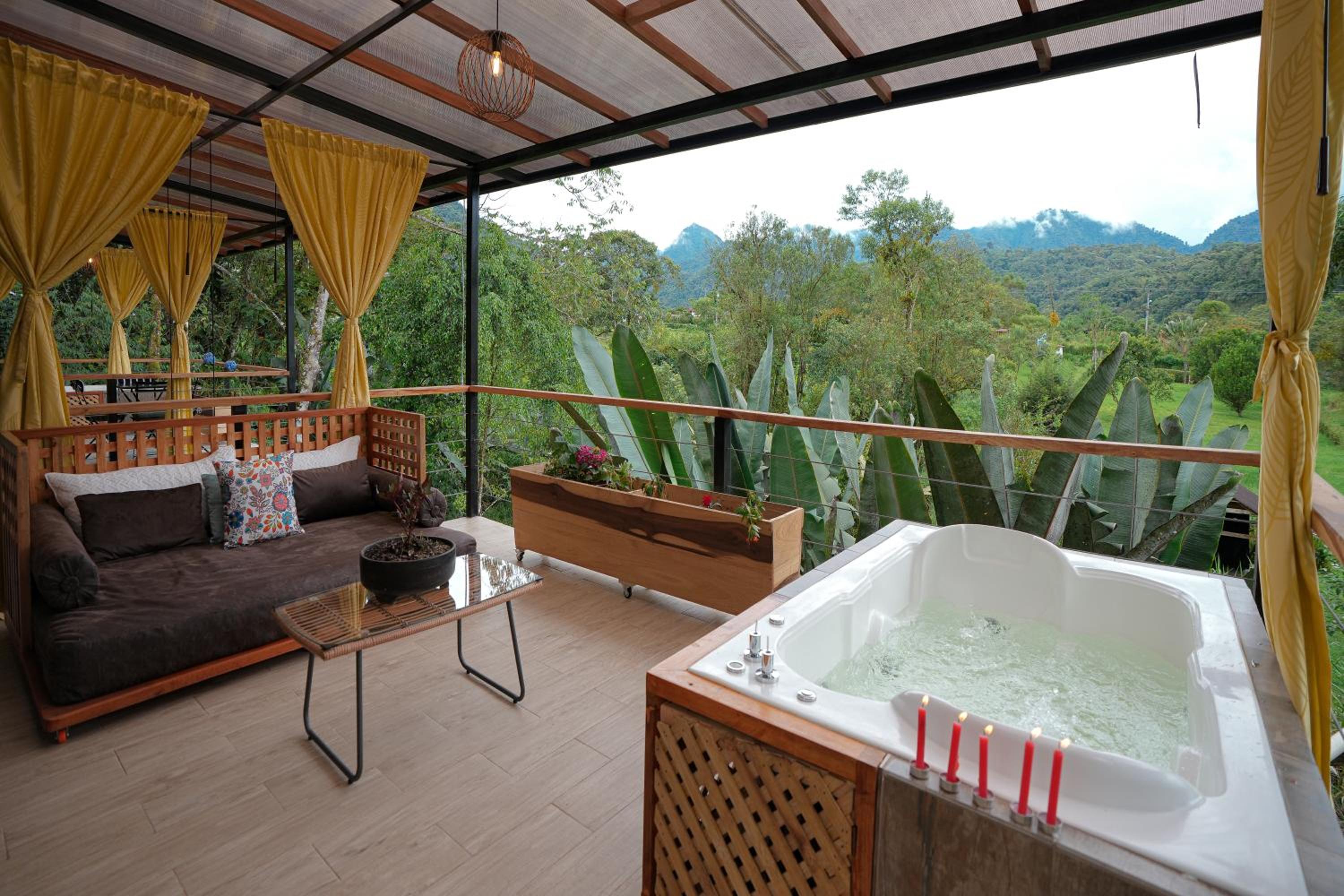 Suites Casa ColibrÍ