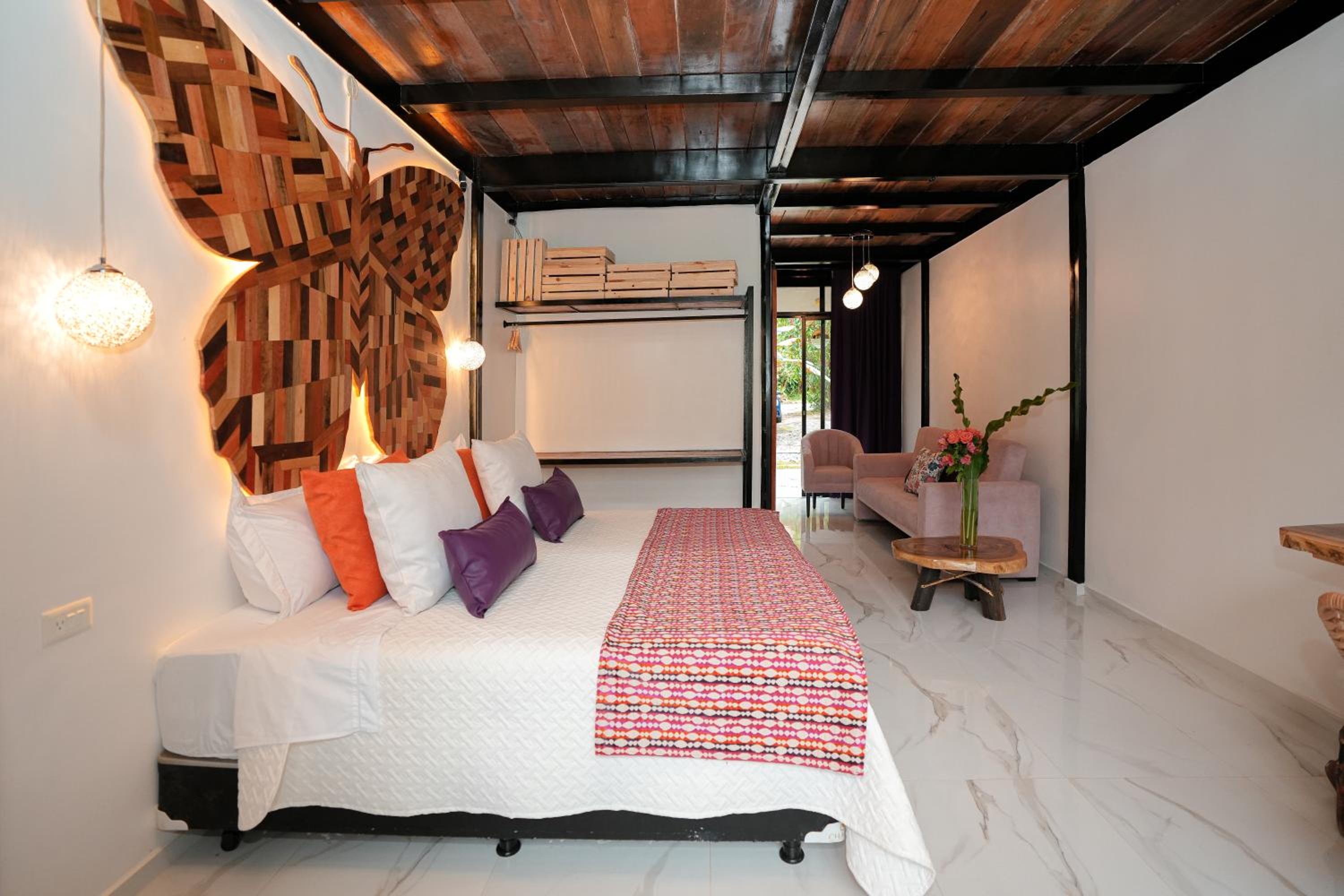 Suites Casa ColibrÍ