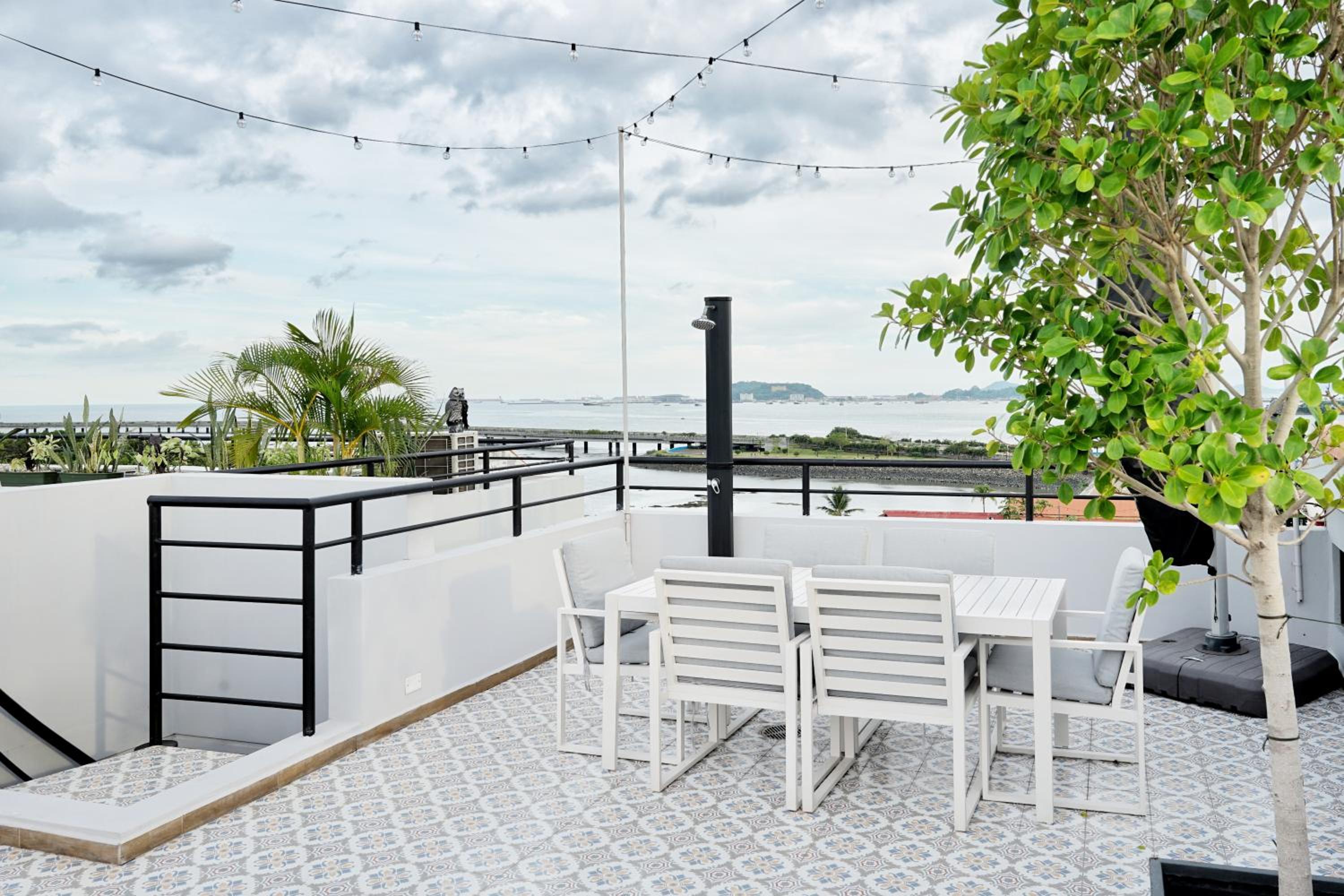 Fancy 1BR with Private Rooftop in Casco Viejo