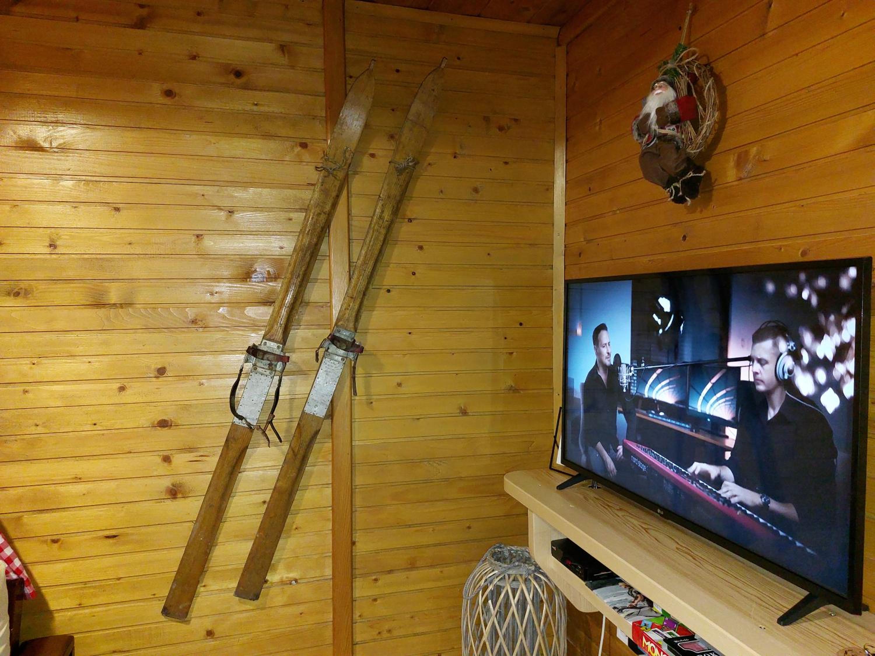 Photo 11