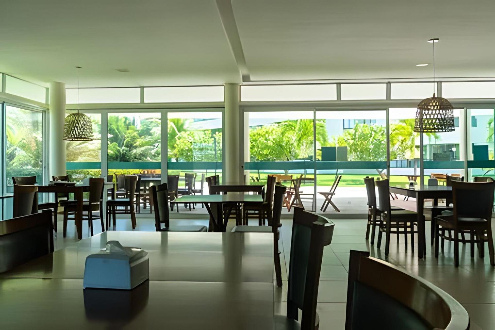 305 D Carneiros Beach Resort