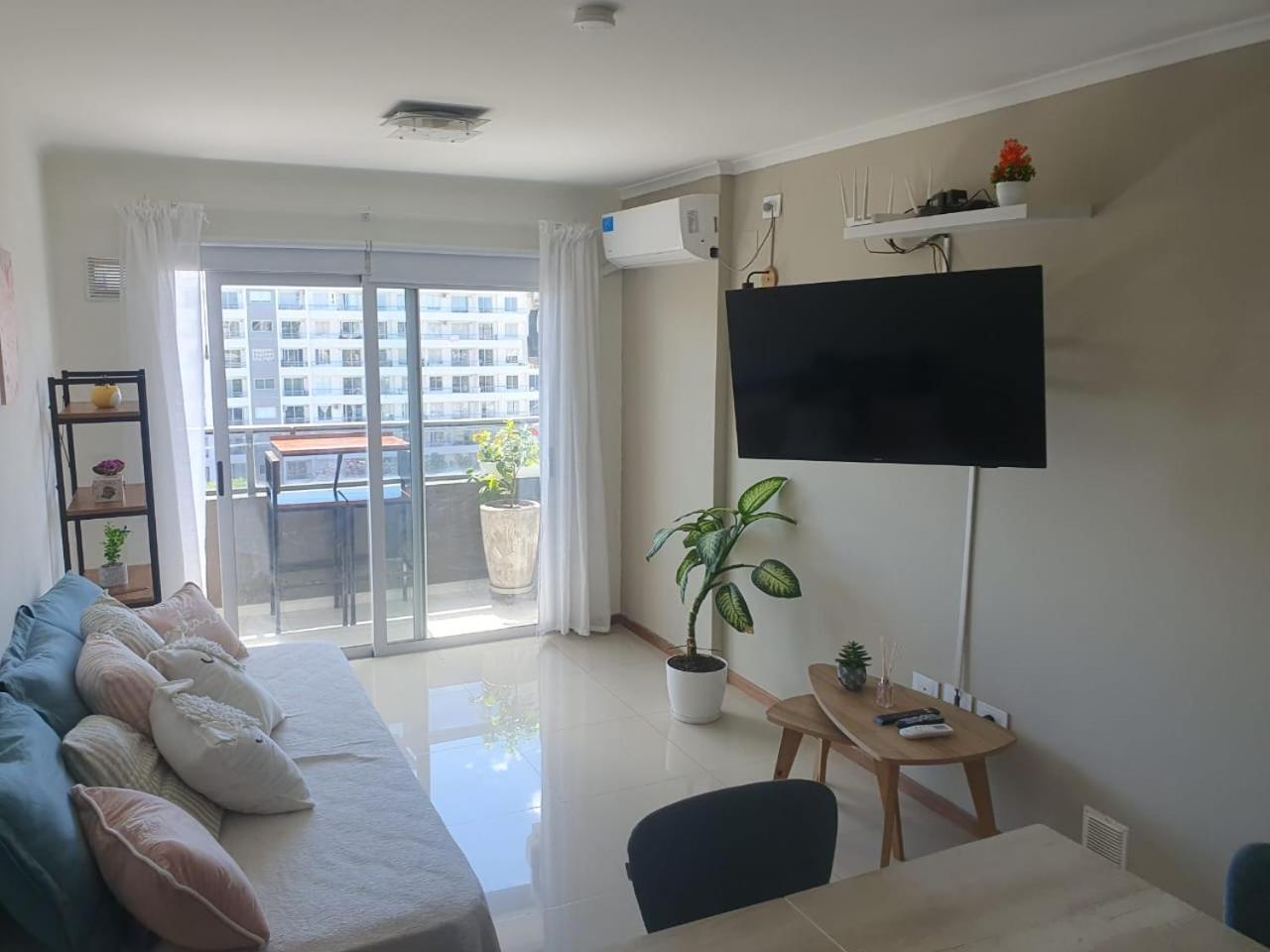 CR Apartment