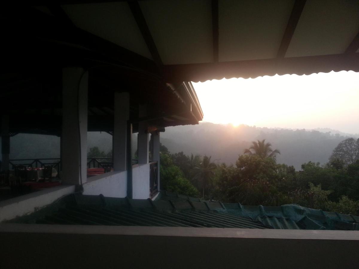 Kandy Holiday Home
