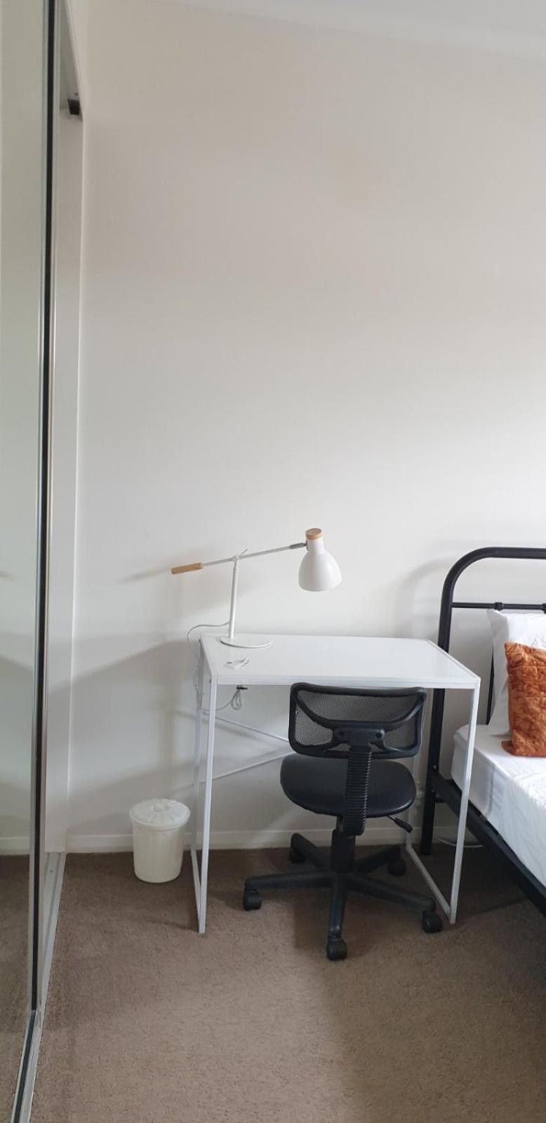 Modern Home close to CBD