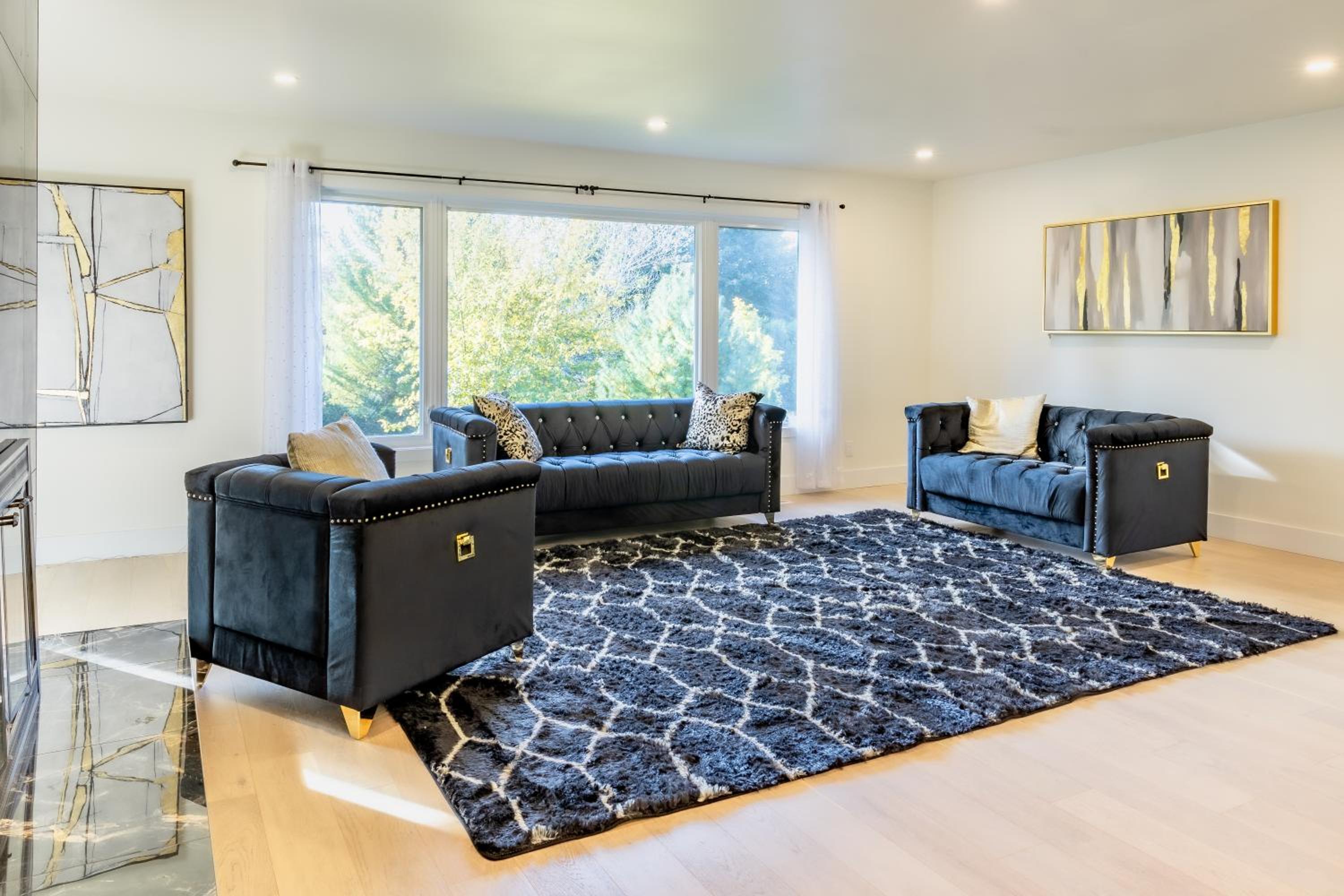5 Bedroom Luxury Retreat with Hot Tub and Sauna