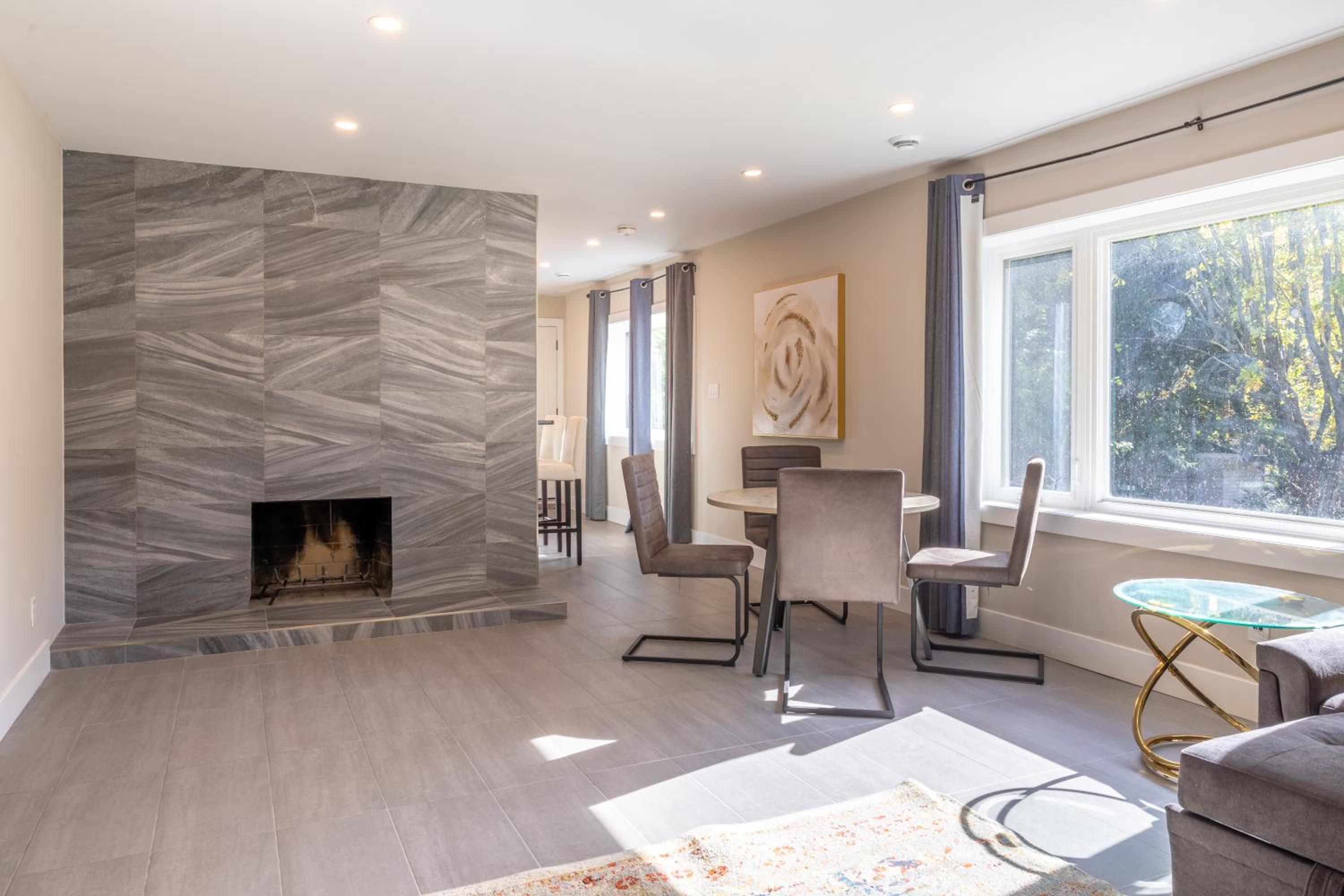 5 Bedroom Luxury Retreat with Hot Tub and Sauna