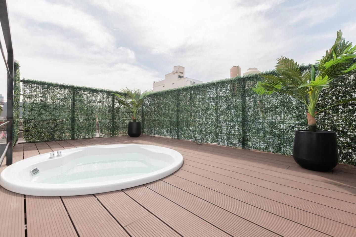 Fliphaus Loyola 1500 - Lux House Palermo Holly