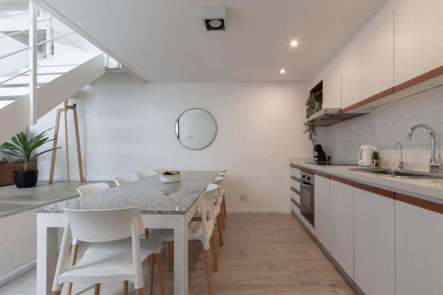 Fliphaus Loyola 1500 - Lux House Palermo Holly