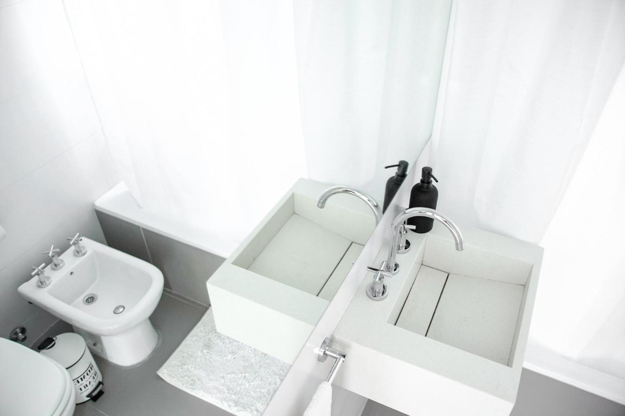 Fliphaus Loyola 1500 - Lux House Palermo Holly