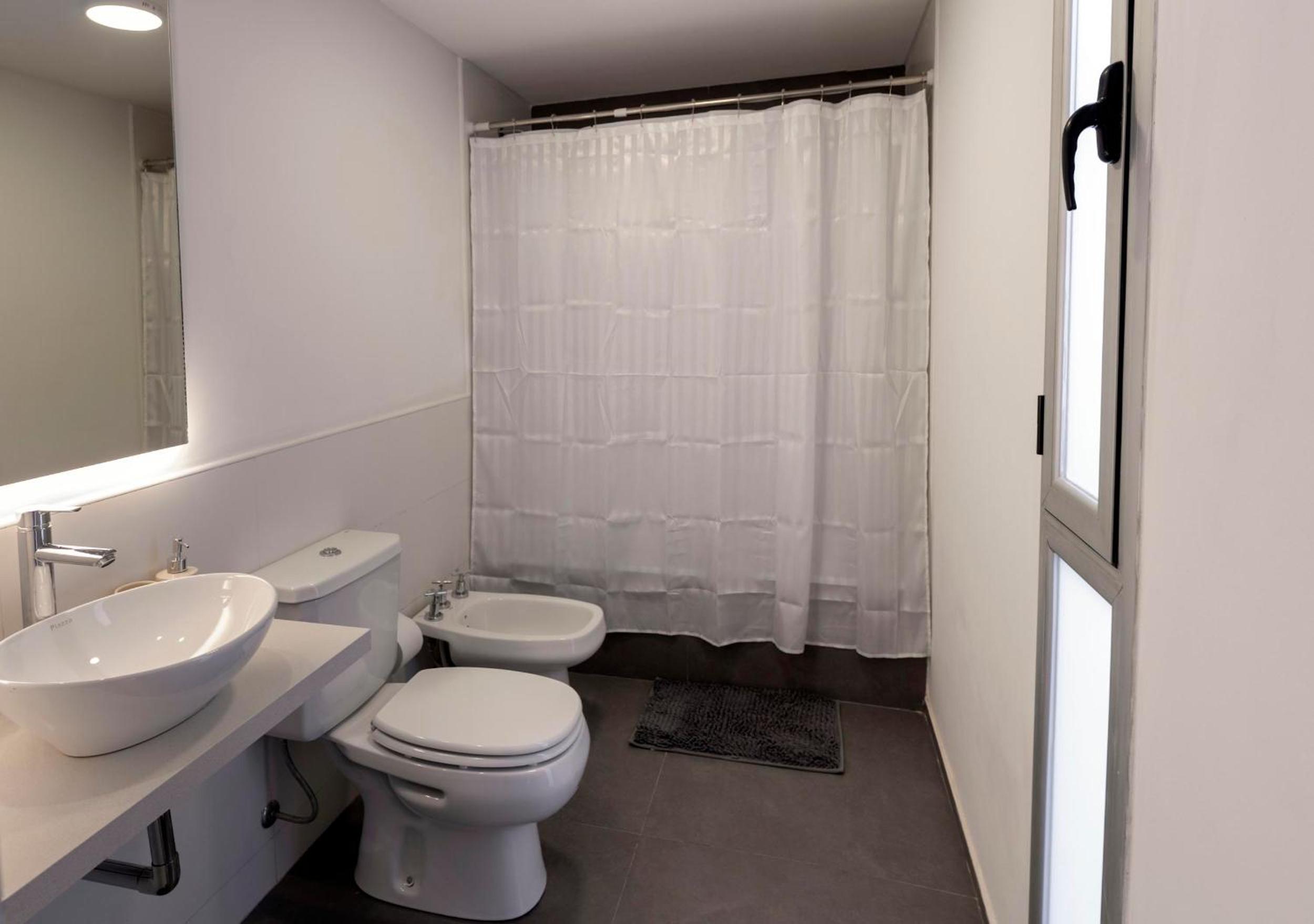 Fliphaus Loyola 1500 - Lux House Palermo Holly