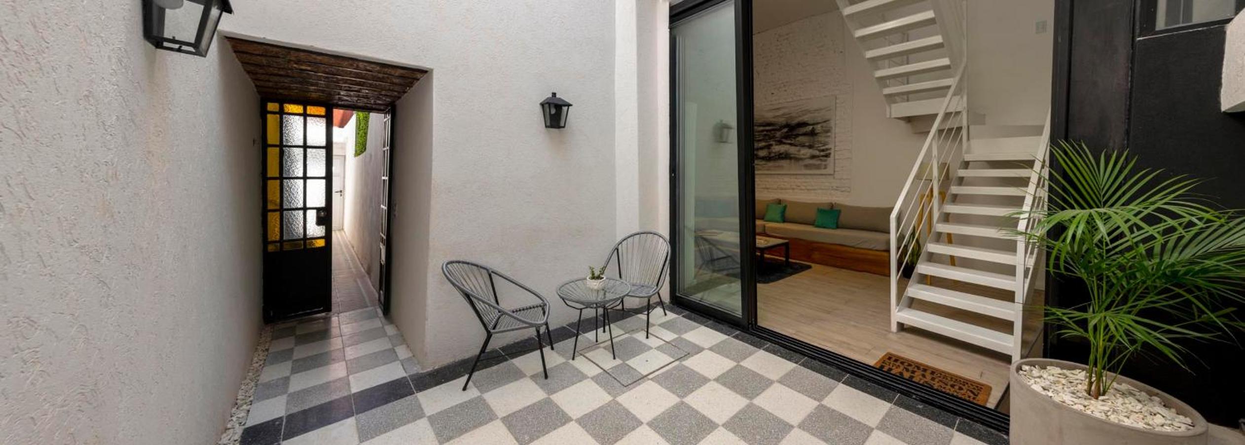 Fliphaus Loyola 1500 - Lux House Palermo Holly