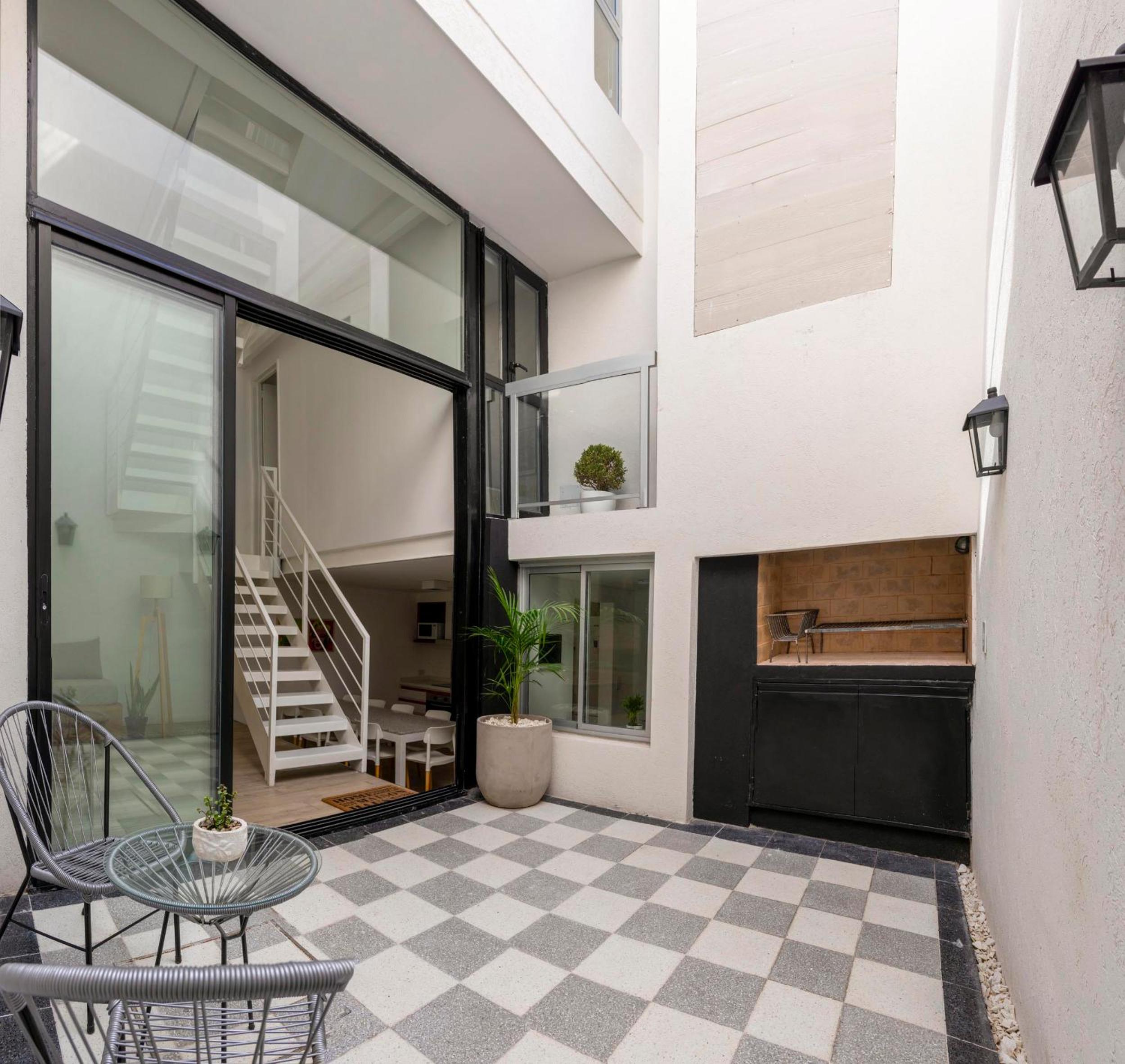 Fliphaus Loyola 1500 - Lux House Palermo Holly