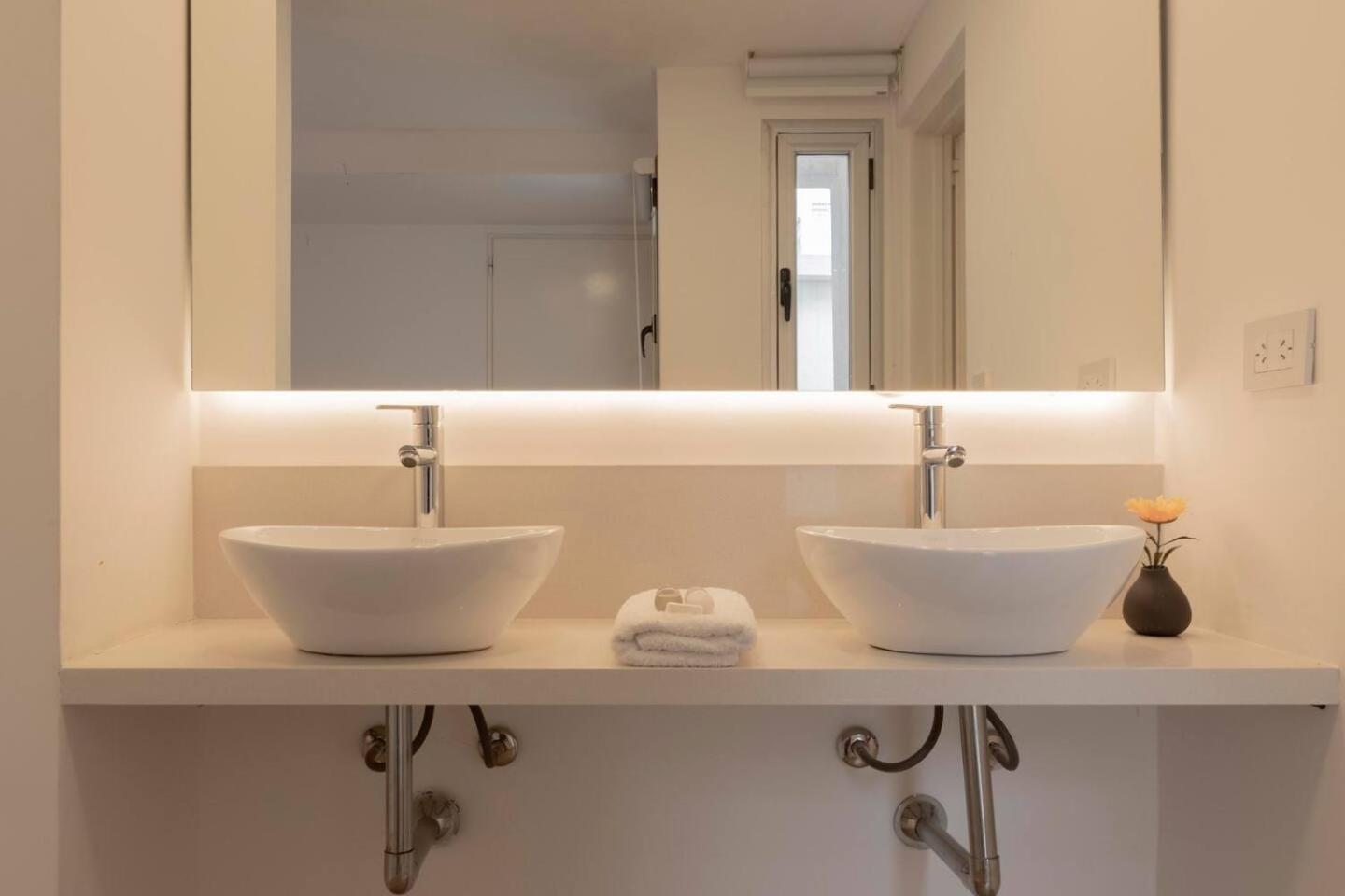 Fliphaus Loyola 1500 - Lux House Palermo Holly