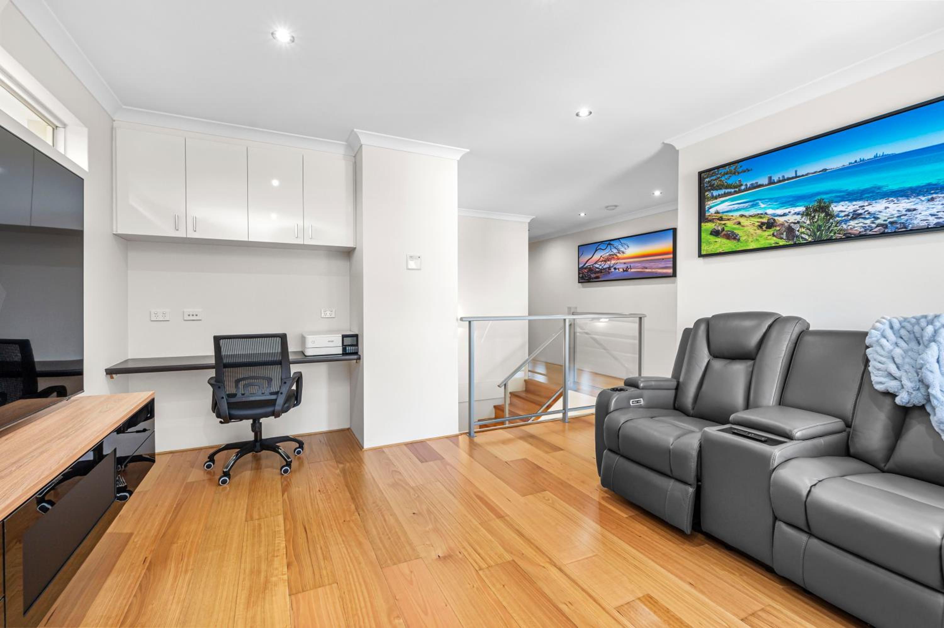 10 Majestic Maylands 4brwalk To River!