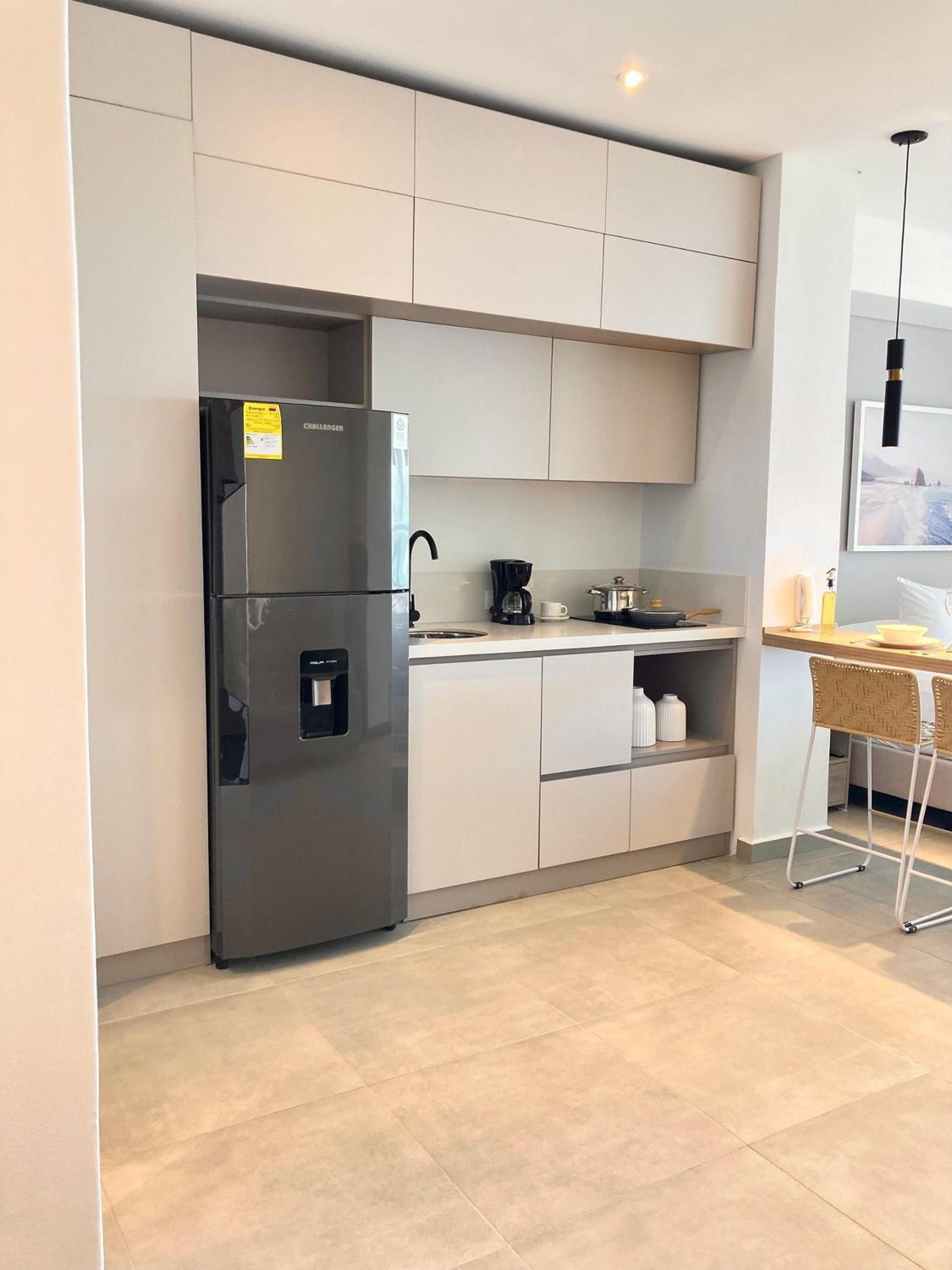 Suite moderna con vista al mar y parque CB 814