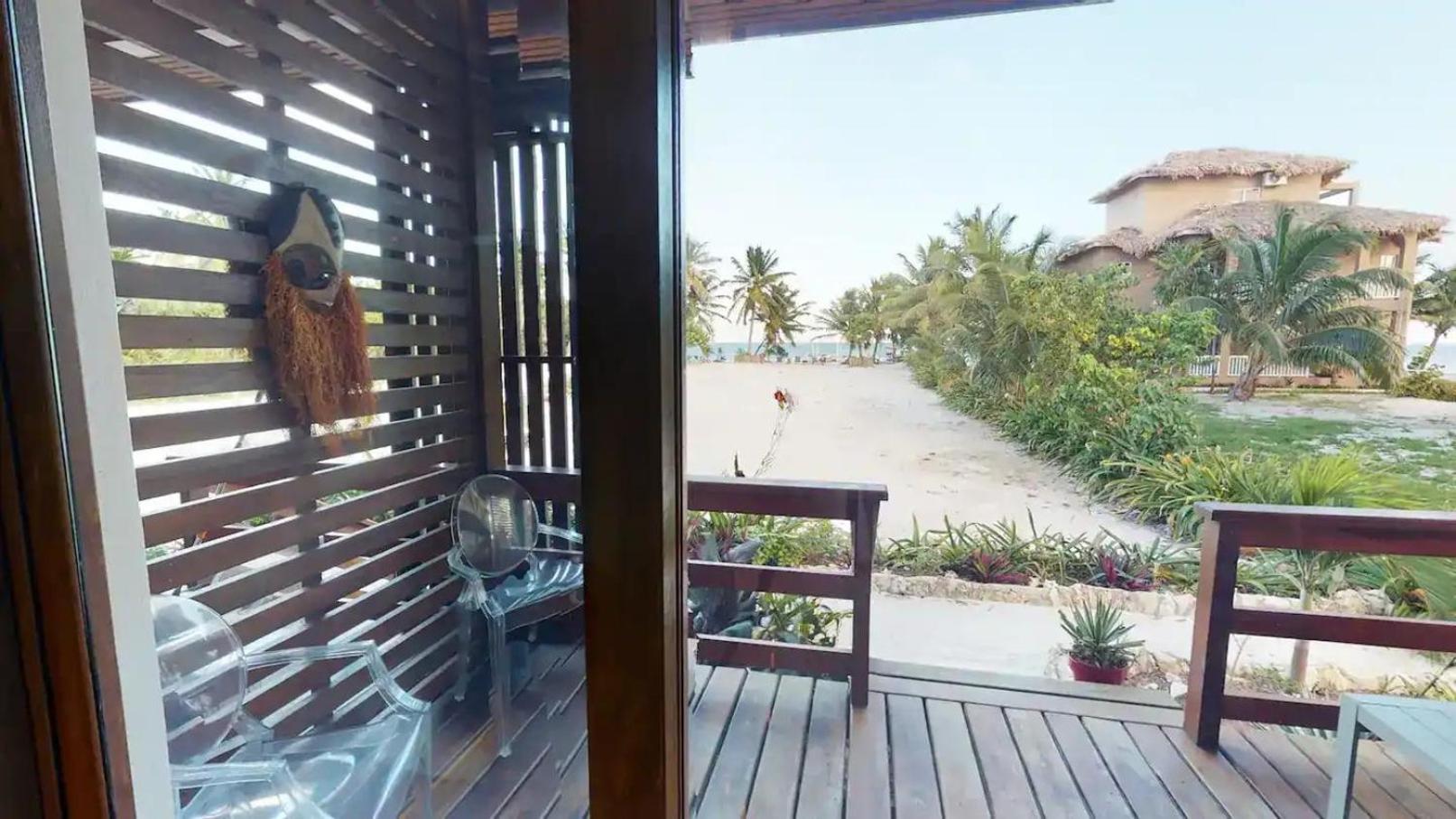 Secluded Oceanfront Private Estate By Alom