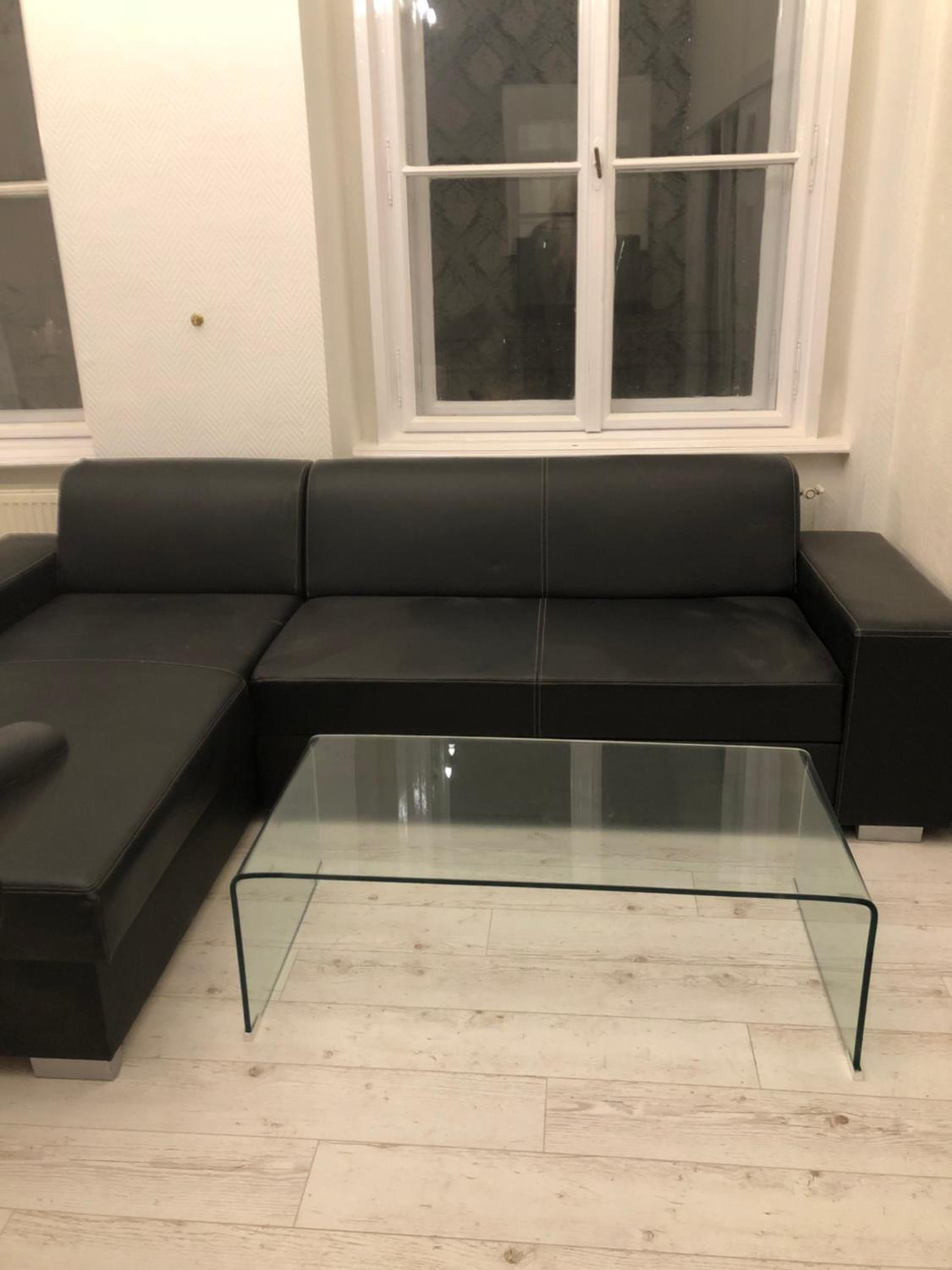 Fashion street central apartment view 5