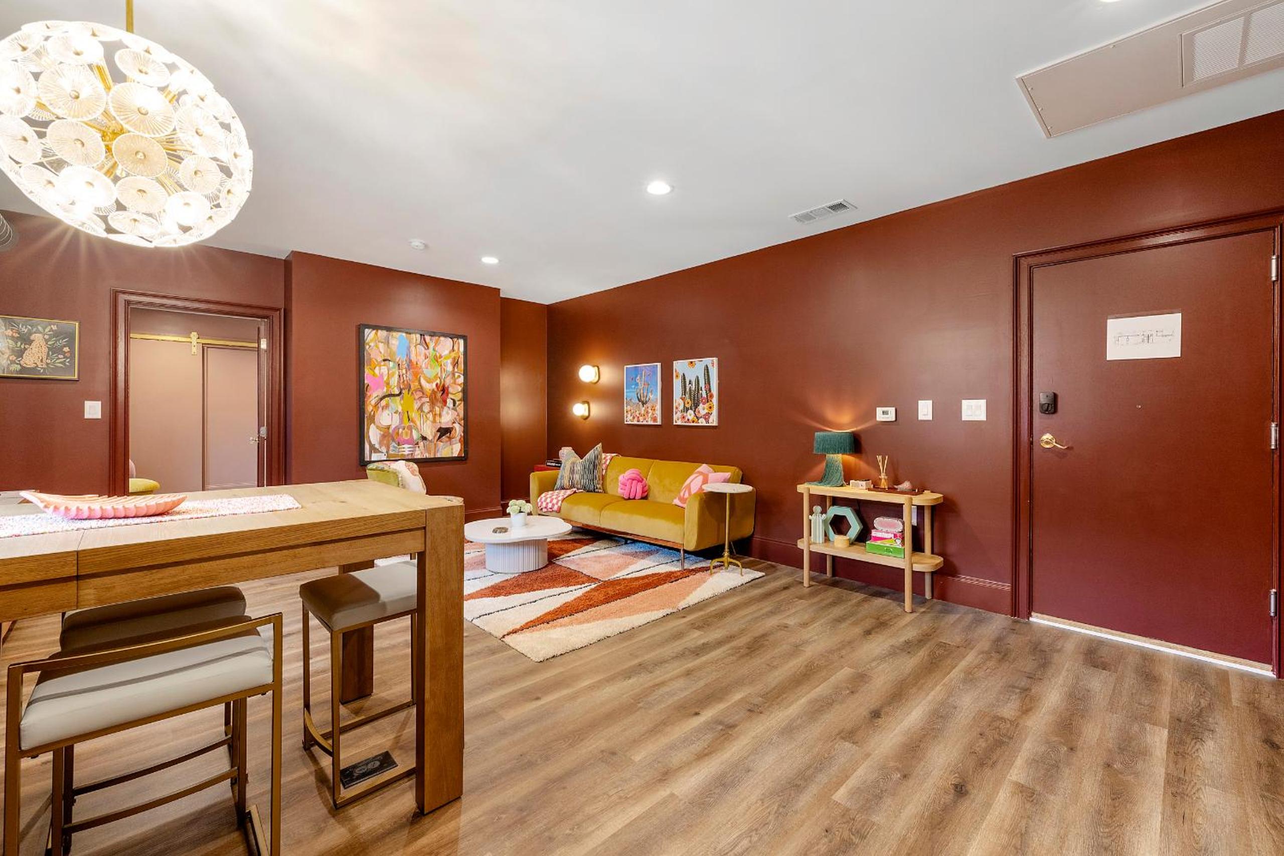 Lavish Loft on Main St - Walk to Stn Mtn Park! view 4