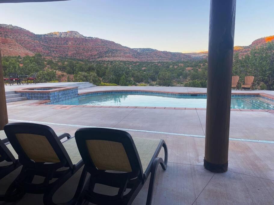 Spectacular Home With Private Pool And Spa And Million Dollar Views
