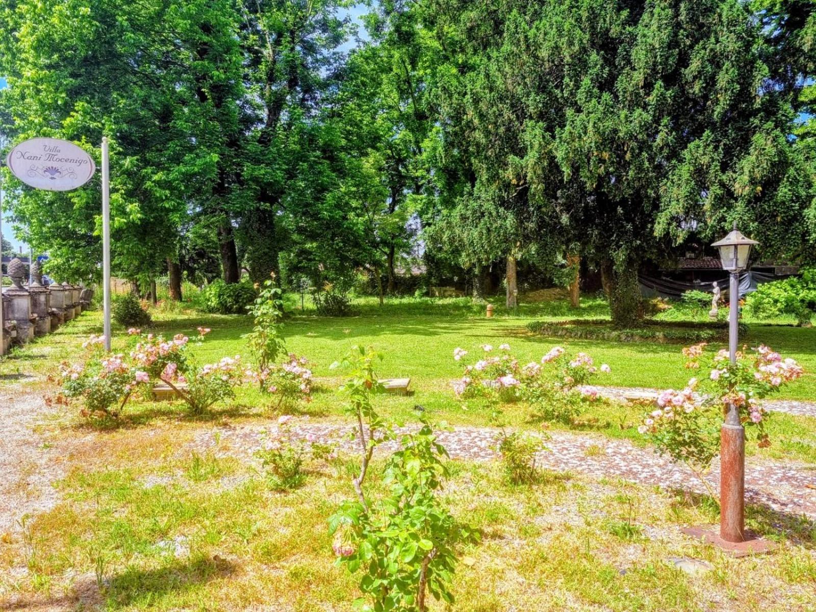 Villa Nani Mocenigo, Golin