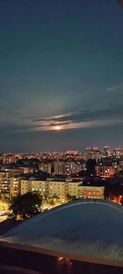 Skyline View Apartment - 15th Floor Bliss view 5