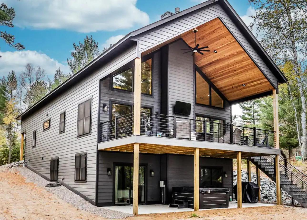 Black Bear Lodge view 3