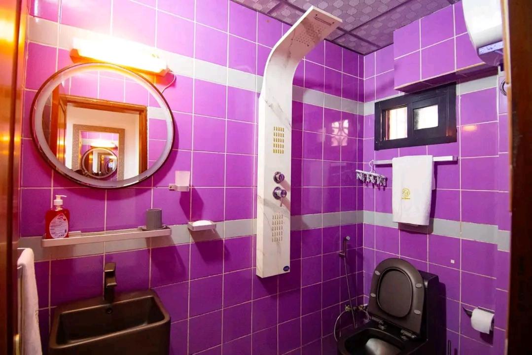 Appartement 2 et 1 chambres salon balcon canal sat wifi Netflix parking gardien 24 sur 24