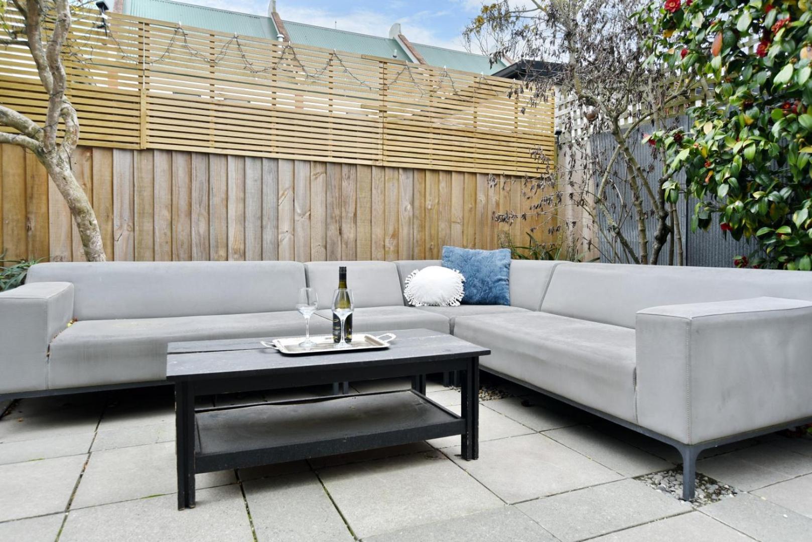 Ely Street - Christchurch Holiday Homes