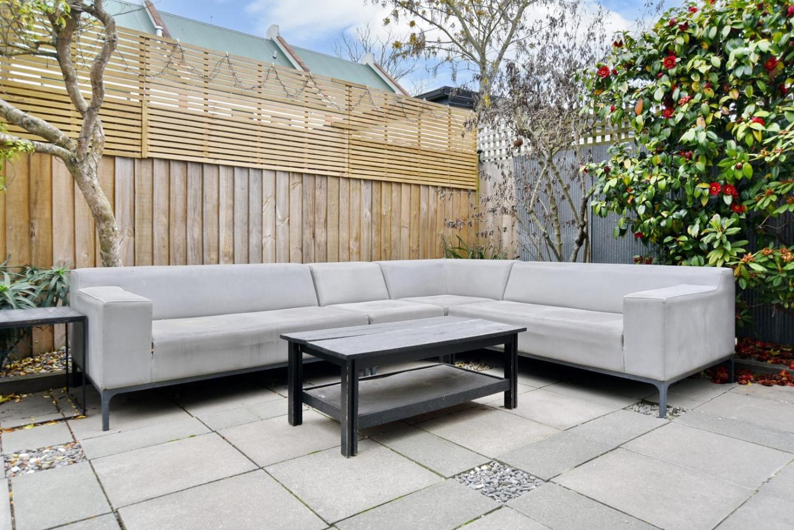 Ely Street - Christchurch Holiday Homes