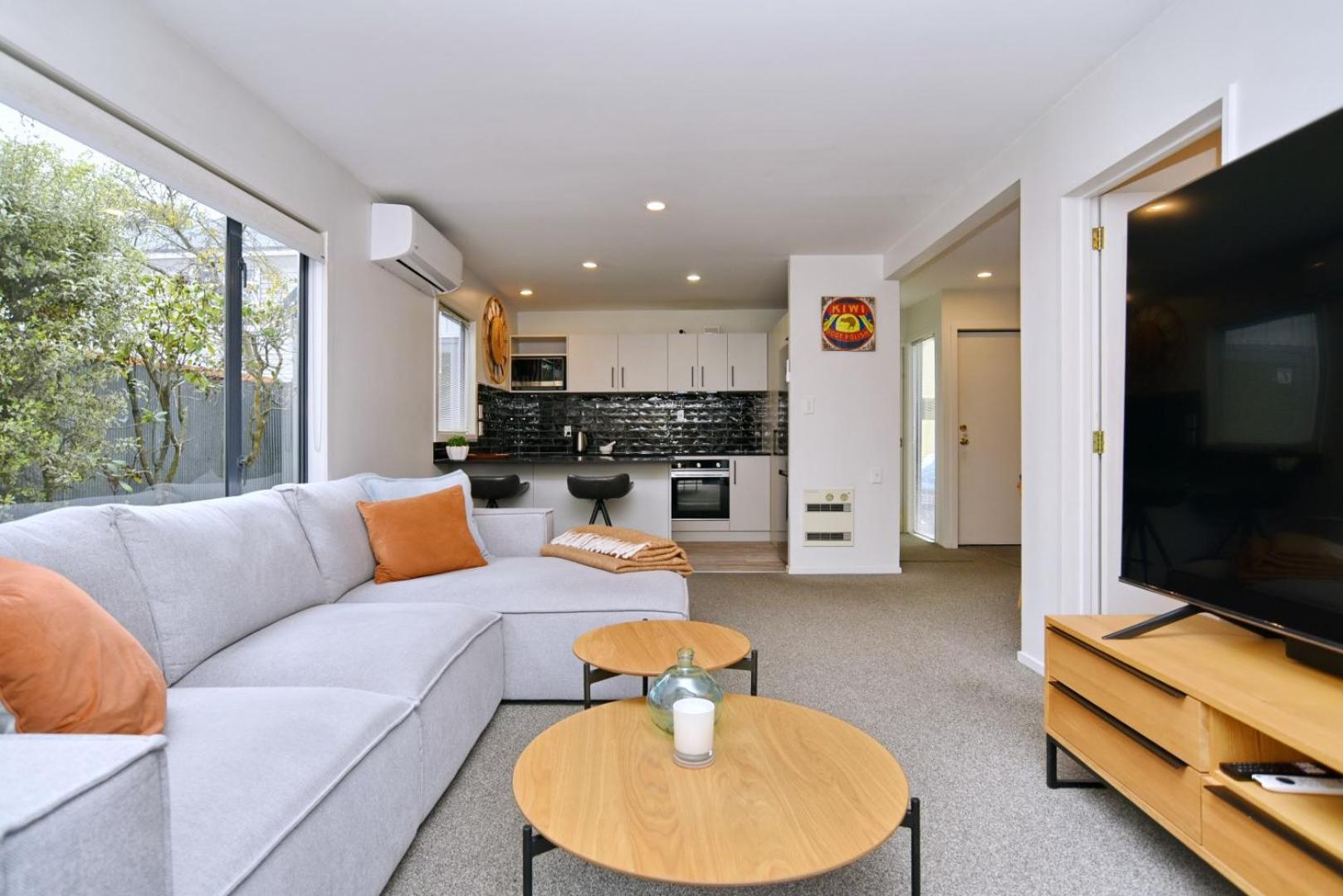 Ely Street - Christchurch Holiday Homes