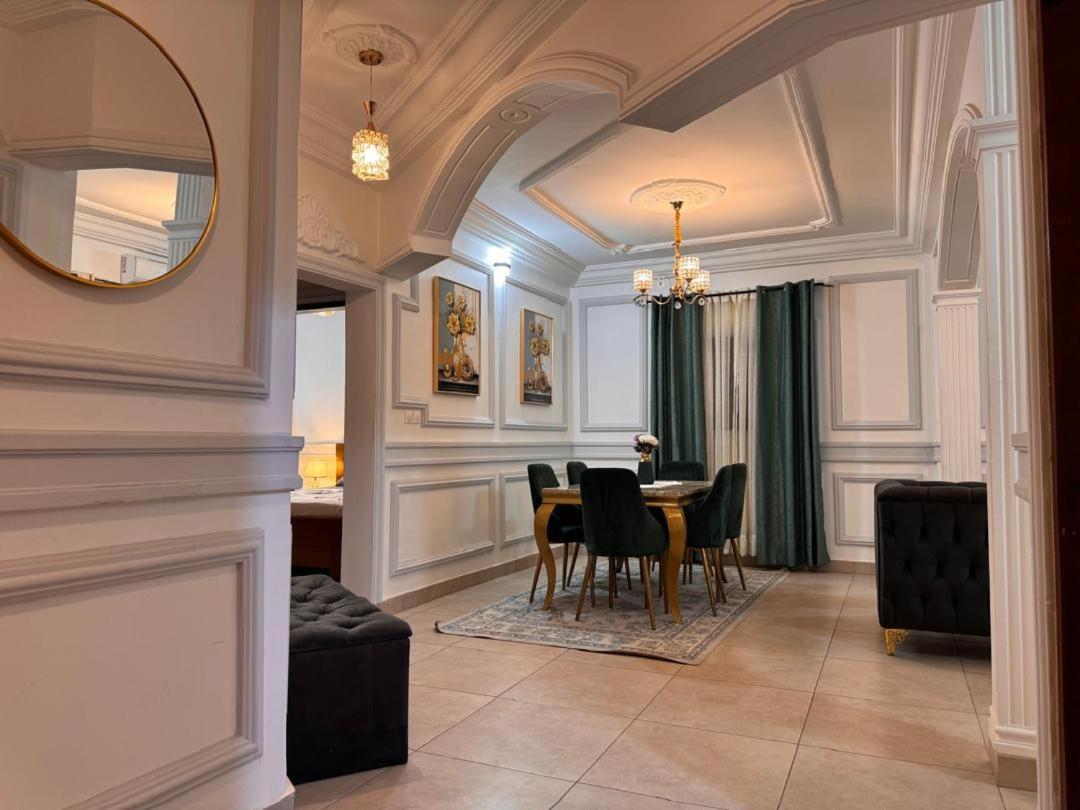 Appartement 2 et 1 chambres salon balcon canal sat wifi Netflix parking gardien 24 sur 24