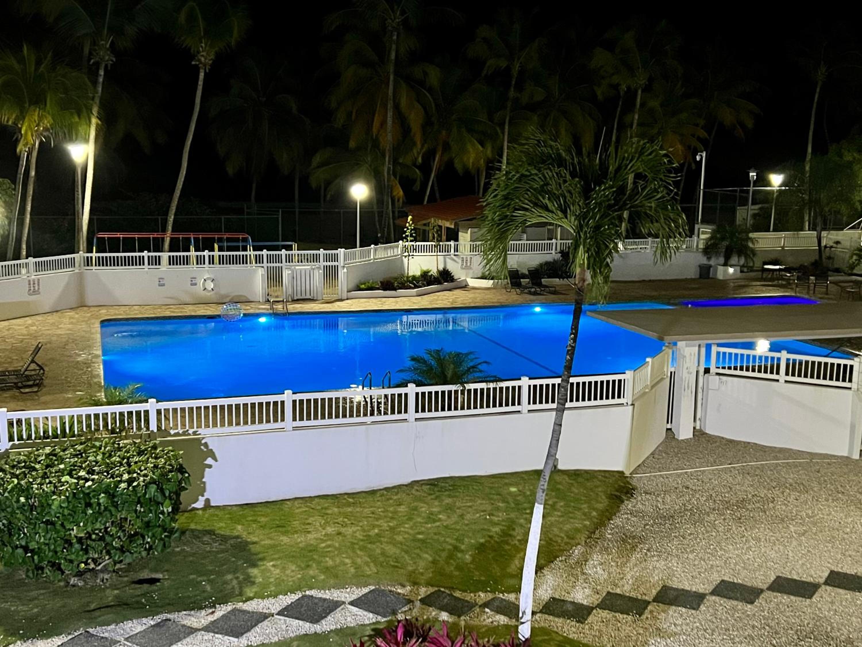 Hobie Beachfront Apartment Isla Verde view 2