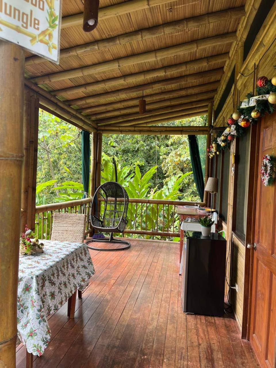 Bamboo Jungle Cabin 3 nights minimum stay