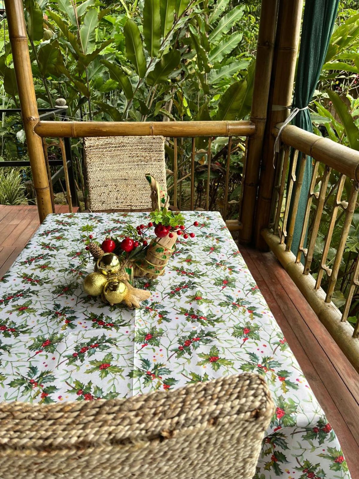 Bamboo Jungle Cabin 3 nights minimum stay