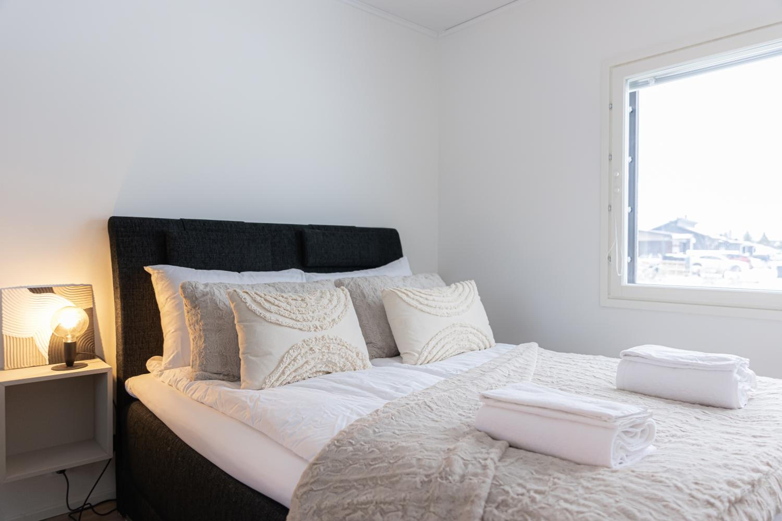 Snow Heaven Suites By BookLapland