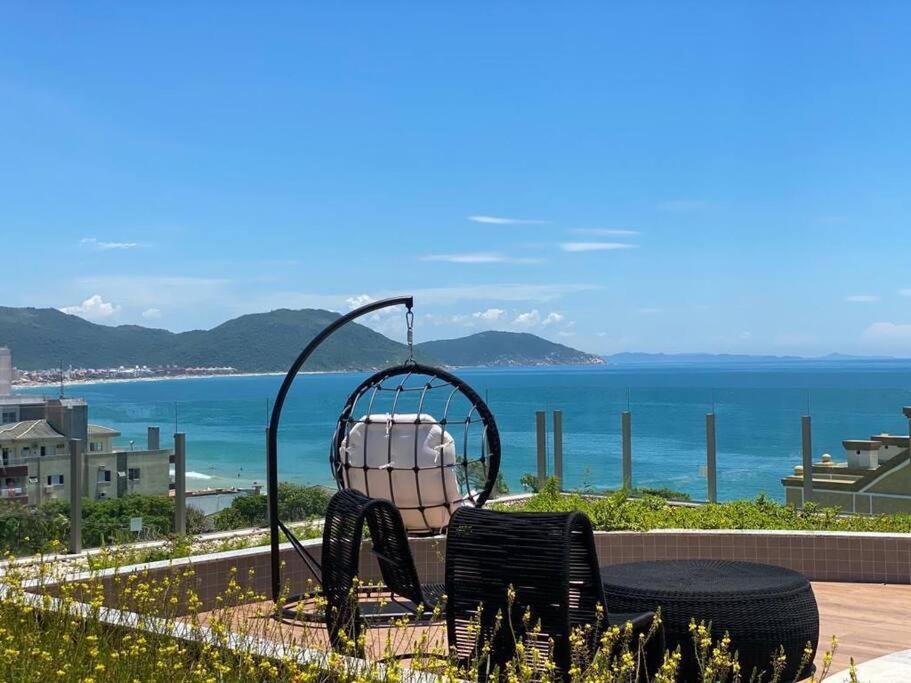 Linda cobertura , vista mar com jacuzzi