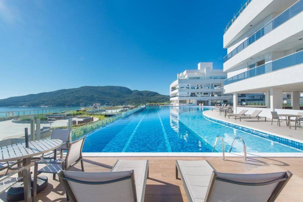 Linda cobertura , vista mar com jacuzzi