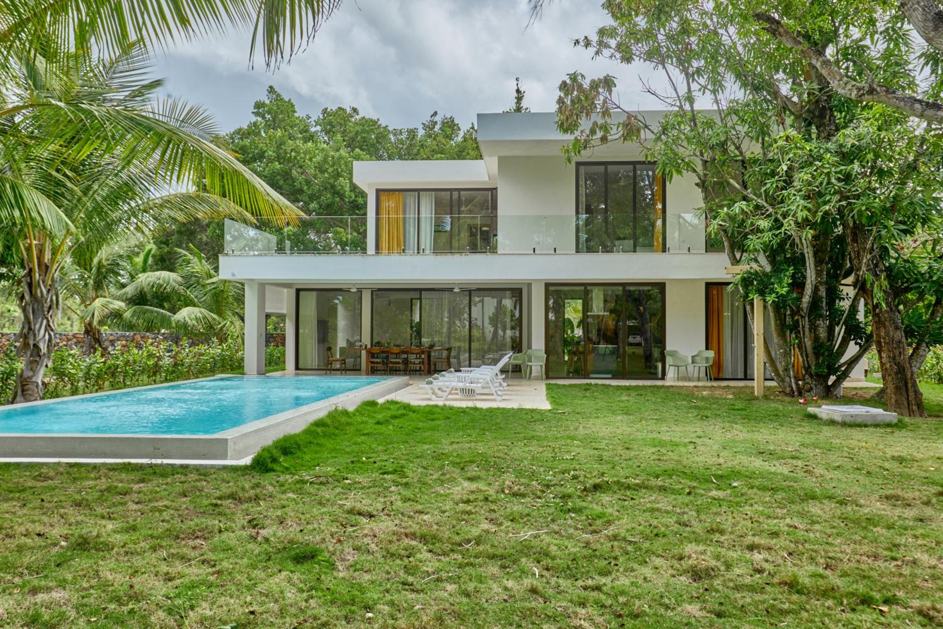 Villa Aurora