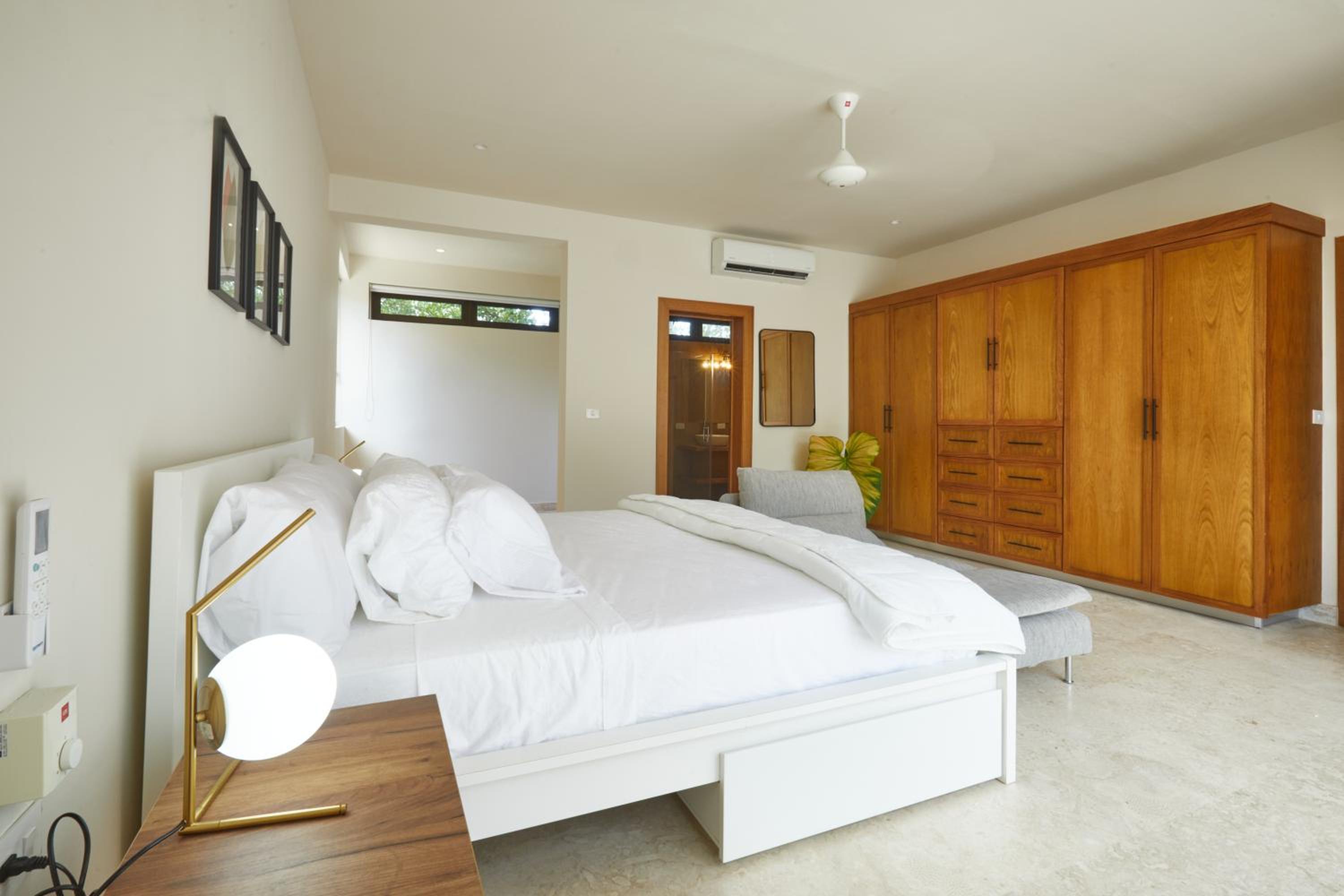 Villa Aurora