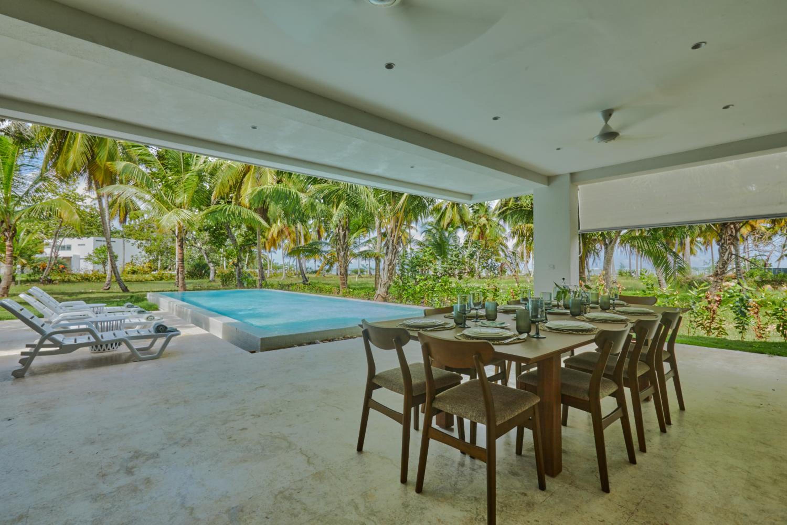 Villa Aurora