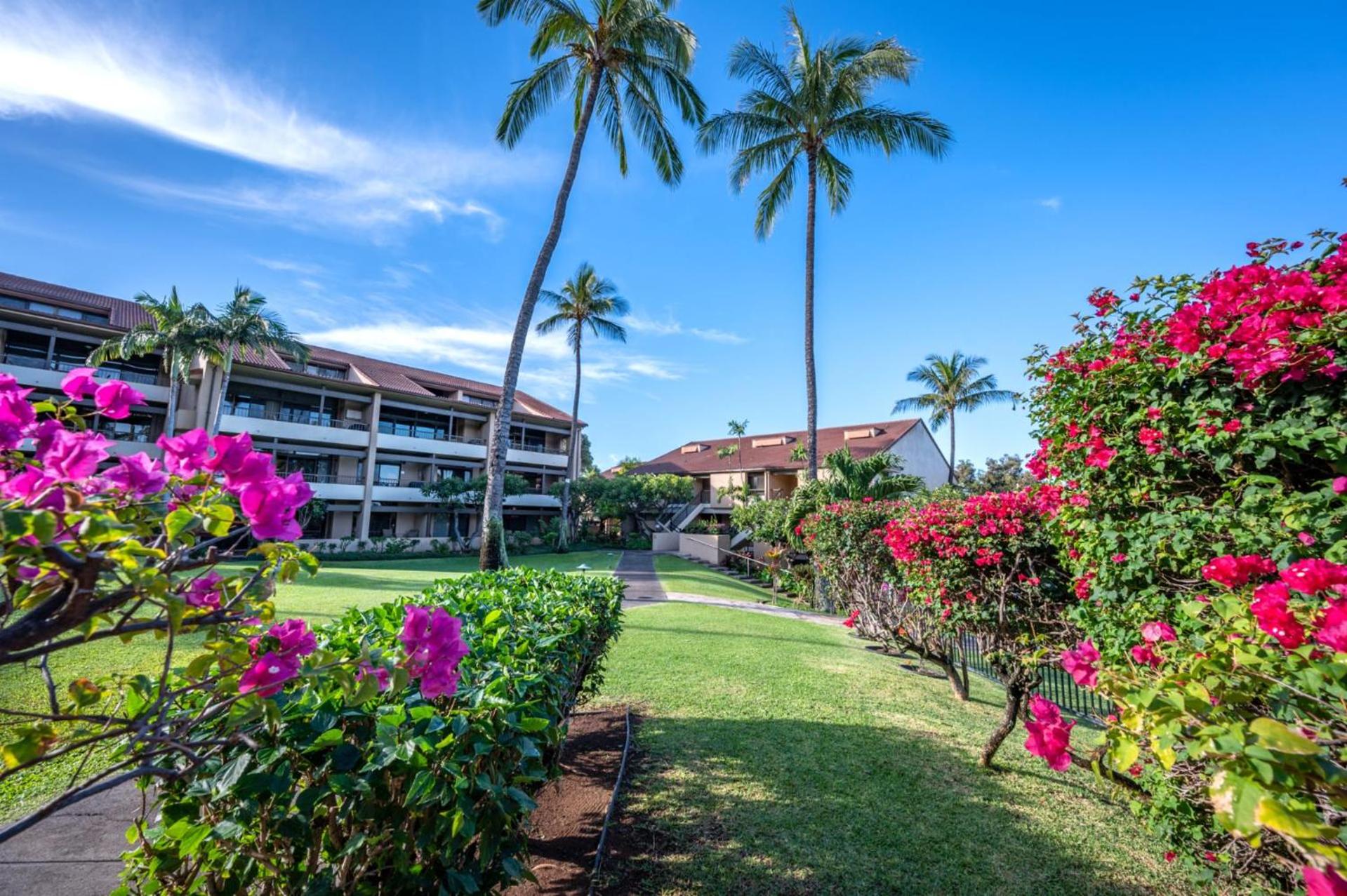 Kaanapali Royal Garden View 2 BR Sleeps 6 Perfect for Couples Complimentary Car with 6 Nights KRO-Q102 by KBM