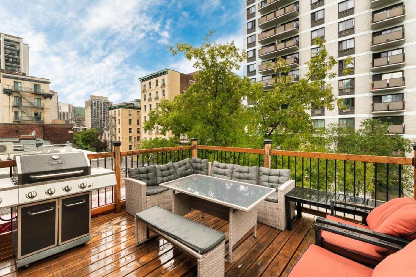 Penthouse with terrace and city view - 1907