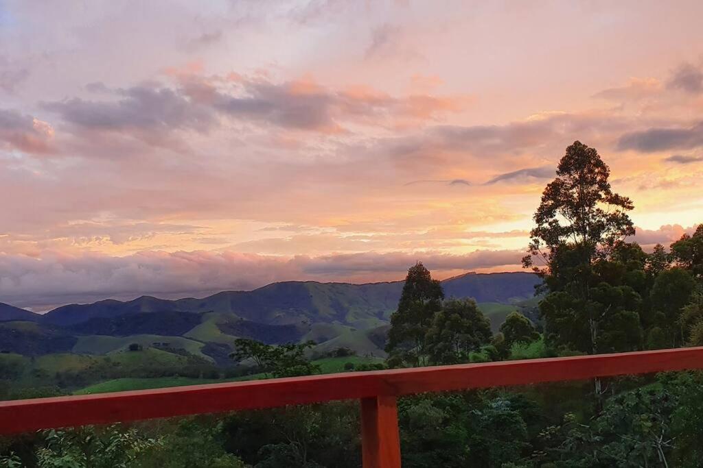 Casa Bromélia privacidade natureza ofurô fogueira