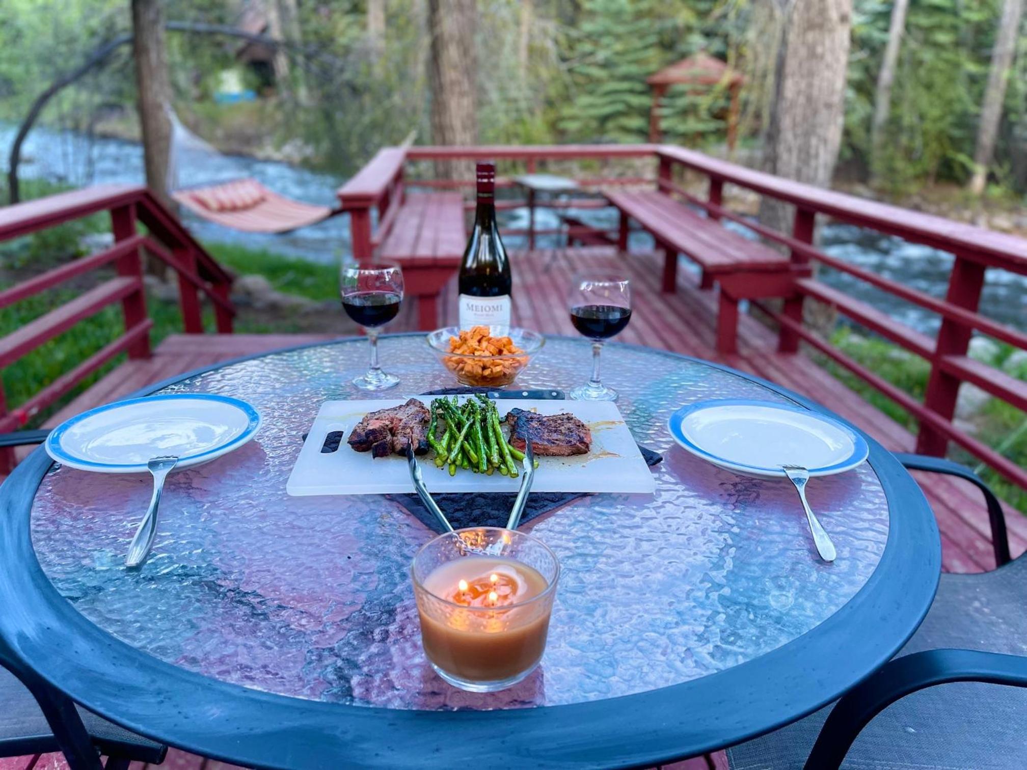 Cozy Log Cabin on the Florida River- Only 15 mins from Downtown Durango view 2